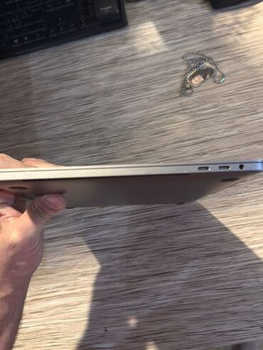 Lenovo: MacBook Pro 13" (2019) – Four Thunderbolt 3 portu ilə Texniki — 6