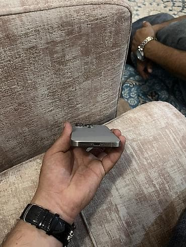 hyperx cloud alpha s: IPhone 15 Pro — 5