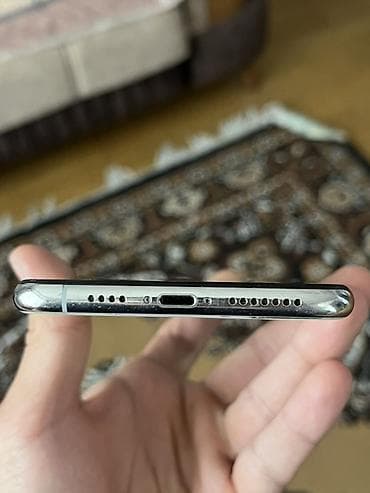 IPhone X, 64 GB, Gümüşü, Face ID — 6
