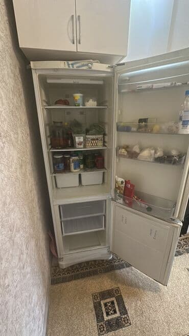 холодильники бу купить: 2 qapılı Indesit Soyuducu Satılır, rəng - Ağ — 2