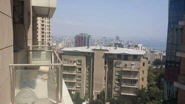 Elimlər icəri şəhər metrosunun yaxınlığında Nərimanov heykəlinə yaxın — 30