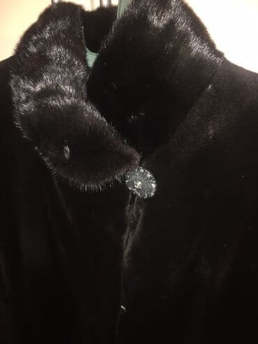 ust geyimləri: Kürk, rəng - Qara — 2