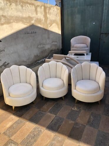 rəngli karandaşlar: Zümrüd yaşıl rəngli, qabarıq tikişli “midiya qabığı” formasında dizayn — 10