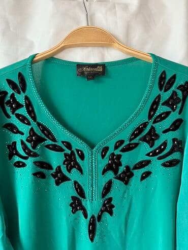 qış qadın koftaları: 10 Azn
48-50 ölçü — 2