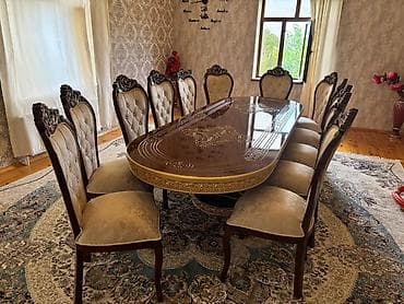 qubka: Qonaq otağı üçün, Yeni, Açılmayan, Oval masa, 8 stul — 1