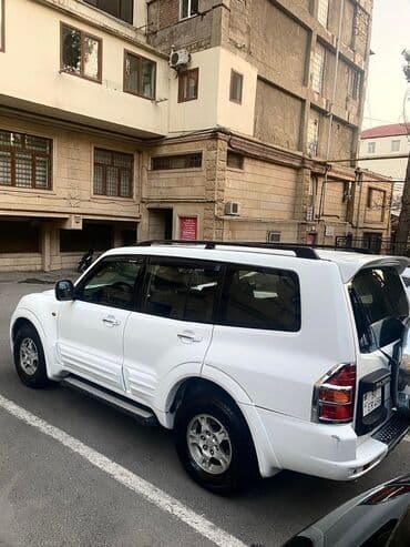 Mitsubishi Pajero: 3 л | 2002 г. 255000 км Внедорожник