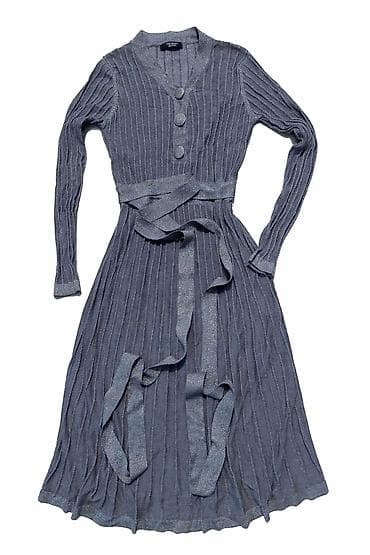 ideal parfum: Zərif dizayna malik uzunboğaz, uzunqol qadın paltarı. Tünd boz rəngdə — 2