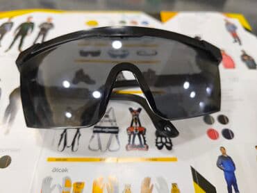 brend eynəklər: Tünd şüşəli qoruyucu eynək - Tamüzlü, birparça panoram şüşə: geniş — 2