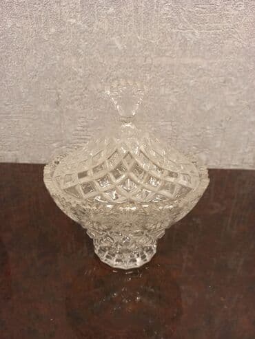 dubay şokoladı qiyməti: Xrustal qend qabi. Qiymeti 25 manat — 1