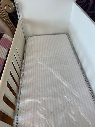 xam mdf: Ağ rəngdə uşaq beşiyi - Material: möhkəm MDF/taxta konstruksiya — 3