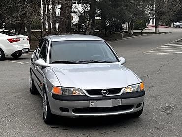 disk r17: Opel Vectra: 2 л | 1997 г. 323000 км Седан — 2