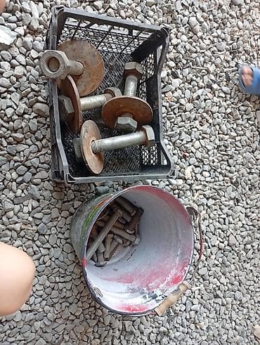 Автосервисное оборудование: Məhsul: Avtomobil daşımaq üçün metal Stapel satılır qalin dəmirdən — 5