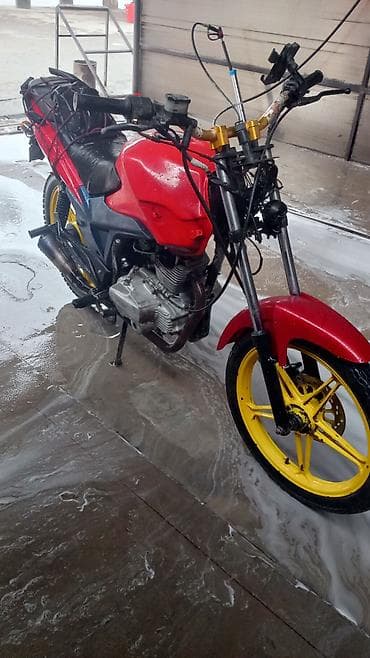 kvadrasikl satışı: S150 satlir sənədləri qaydasinda barter baxir teklife — 2