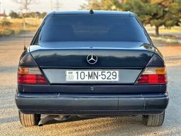 yevlax masin bazari: Mercedes-Benz E 230: 2.3 l | 1989 il — 5