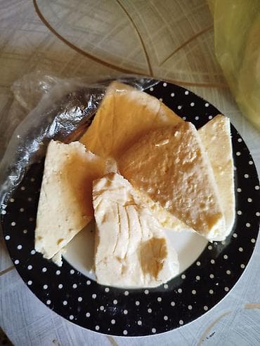 qida məhsulları: Üzlü gözlü Süd pendir Yağ Təmiz Kənd məhsulları kimə lazımdır əlaqə — 5