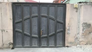 Metal Həyət darvazası, Yana açılan