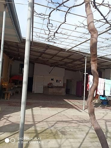 15 yaş iş: 4 otaqlı, 4 kv. m, Orta təmir — 2