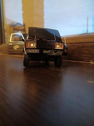 velsopet 24: LADA klassik sedan modeli – metal oyuncaq avtomobil - Miqyas: təxmini — 1