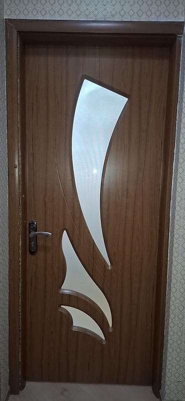 qapi satisi: 5 eded otaq qapisi satilir. Tecili! — 1