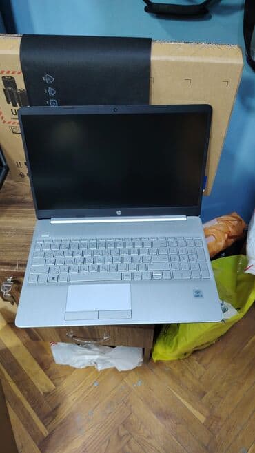 core i: HP noutbuk – gümüşü rəng, nazik və yüngül korpus. Əsas xüsusiyyətlər — 3