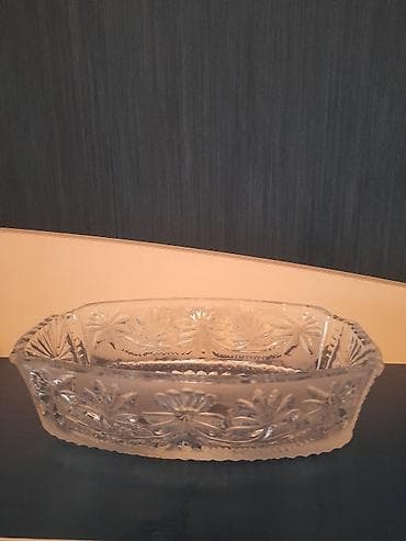 Şüşə/kristal dekorativ qab - Material: qalın, şəffaf şüşə (kristal