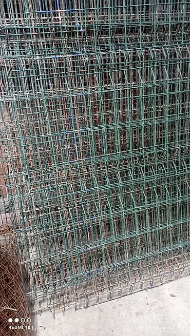 cəpər setka: PVC örtüklü məftil panel hasar - Material: qalın polad məftildən — 1