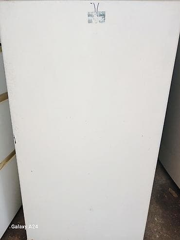 Ağ rəngli birqapılı soyuducu - Yuxarı hissədə ayrıca buzxana bölməsi lalafo.az -da Ağ rəngli birqapılı soyuducu - Yuxarı hissədə ayrıca buzxana bölməsi