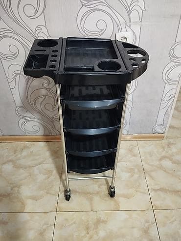 kresla: Salon üçün güzgülü şkaf satılır 1 ədəd qalıb. Əla vəziyyətdə. Əlavə — 3