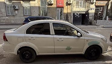 hunday h 1: Opel : 1.6 l | 2021 il 17000 km Sedan — 4