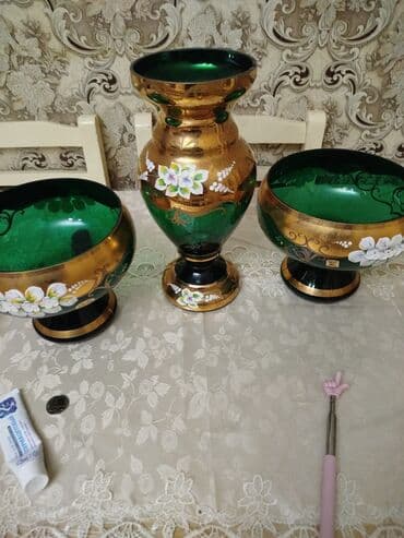 difenbaxiya gulu: Vaza dəsti, Bogem şüşəsi — 1