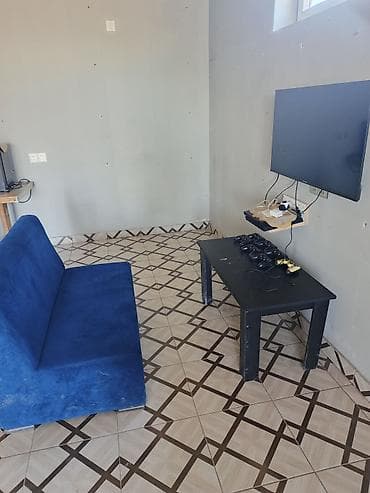 inkubator ehtiyat hisseleri: Oyun klubu üçün avadanlıqlar. Dəstə daxildir: * **Oyun konsolu — 3