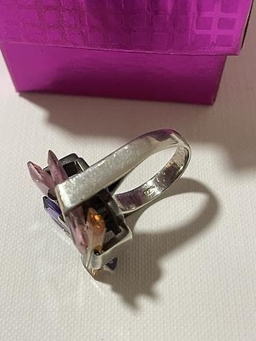 tarakan uzuk: Üzük, Gümüş, Kvars — 1