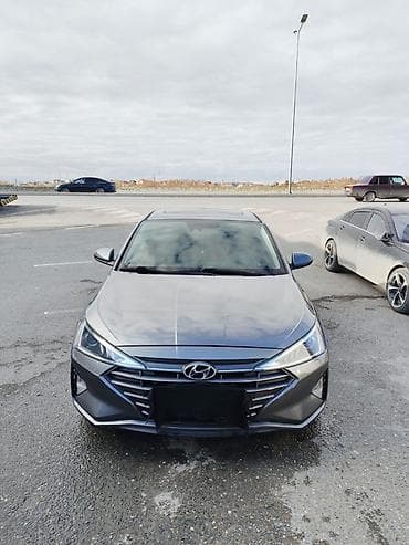 hyundai xg: Hyundai Elantra sedan - Korpus: 4 qapılı sedan, boz (metallik) rəng - — 1