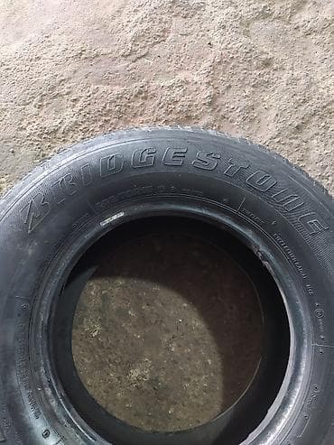 Аксессуары и тюнинг: Шина Bridgestone 255 / 70 / R 15 — 2