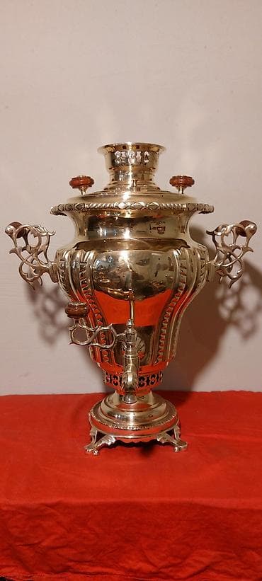 19-cu esrin sonlari Tula istehsali samovar 7-litrlikdir, materiali;