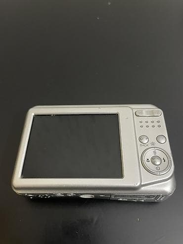 16 pro dubay: Fujifilm FinePix AV seriyalı kompakt rəqəmsal fotoaparat - Korpus — 1