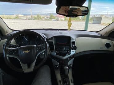 prius 50 kuza qiymeti: Chevrolet Cruze: 1.4 l | 2014 il 235000 km Sedan — 3