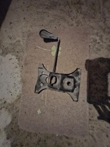 tutacaq: Avtomobil üçün metal kronşteyn və qolu - Material: qalın metal — 4