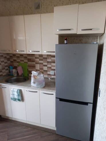 kirayə ev ayliq: Suraxanı rayonu, Yeni Günəşli qəsəbəsi, V massivində, Leninqrad 9 — 7