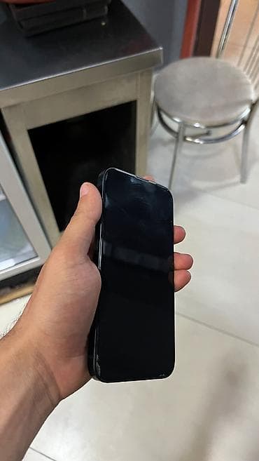 note 15 pro plus: IPhone 14, 128 GB, Midnight, Face ID — 7