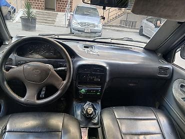 Kia Sportage: 1.7 l | 1996 il Ofrouder/SUV — 3