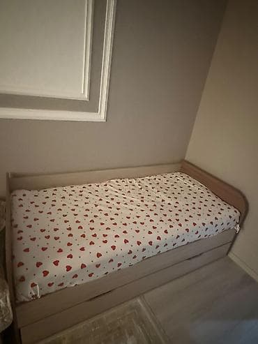 intex matras: Çəkilən fotolardakı məhsul: İkiqat funksiyalı tək nəfərlik çarpayı — 2