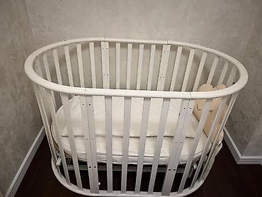 ucuz manej: Для девочки и мальчика, Б/у, Овальная, Колыбель, С бортиками, С матрасом, С механизмом качания — 1