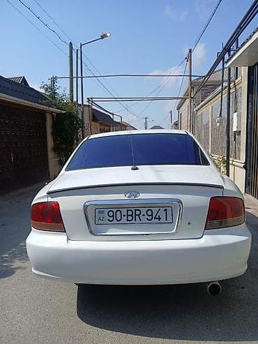 sam diskler: Hyundai Sonata sedan – ağ rəng, 4 qapı, ön və arxa duman faraları — 9