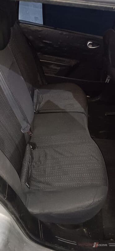 фольксваген поло новый кузов: Renault Megane 2 gümüşü rəng) - Kuzov: universal (5 qapı), dam — 6