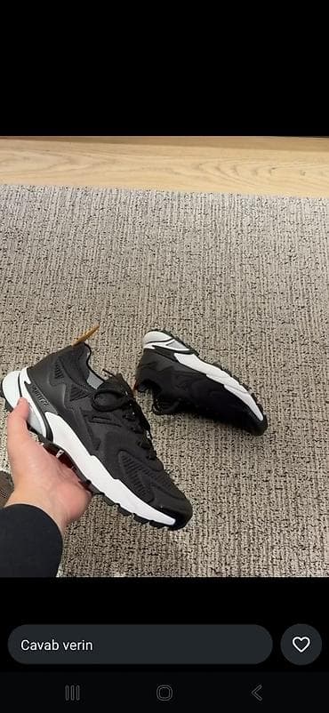 Louis Vuitton kişi idman ayaqqabısı - Model: Ağ-qara və lacivərt — 4