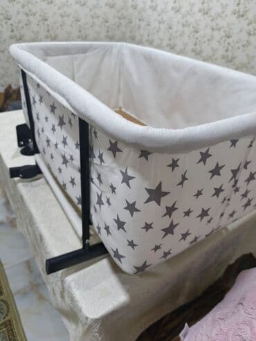 gul: Oğlan və qız üçün, İşlənmiş, Yumru, Beşik, Dəstsiz, Matrassız, Yellənmə mexanizm ilə — 2