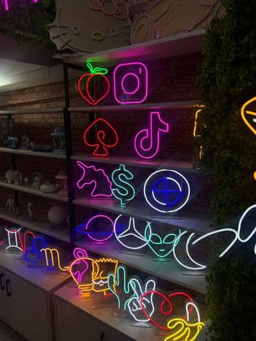 Çaydanlar: Neon ICONLAR stol üstü — 1