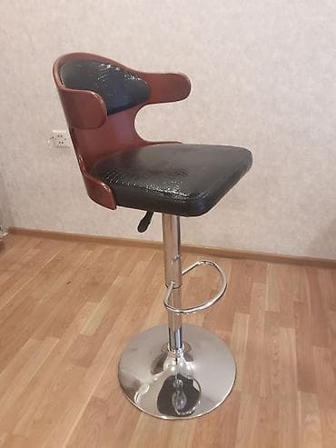 firlanan stol: Bar taburesi – tənzimlənən hündürlüklü, fırlanan model. - Oturacaq və — 2