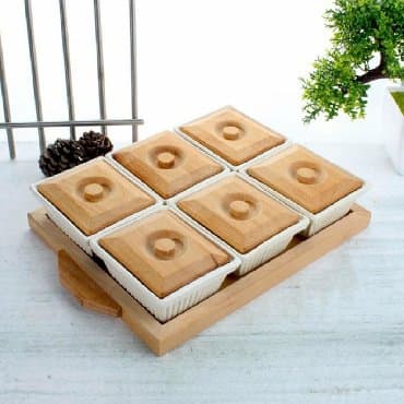 Qapaqları ve stenti bambuk 6-lı keramika desti.Qabları ayrıla bilir